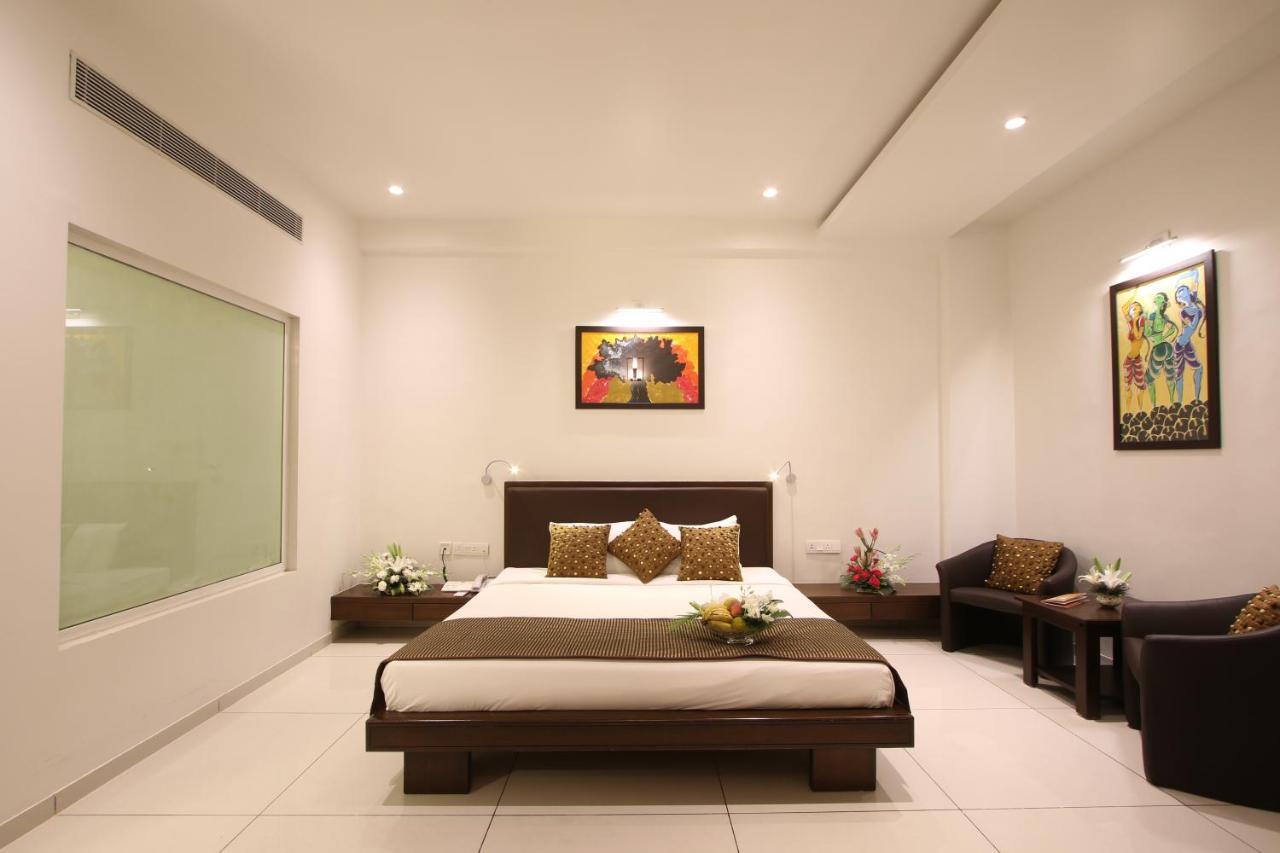 Prakruti Resort Vadodara Ngoại thất bức ảnh
