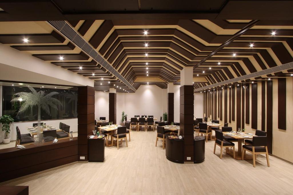 Prakruti Resort Vadodara Ngoại thất bức ảnh