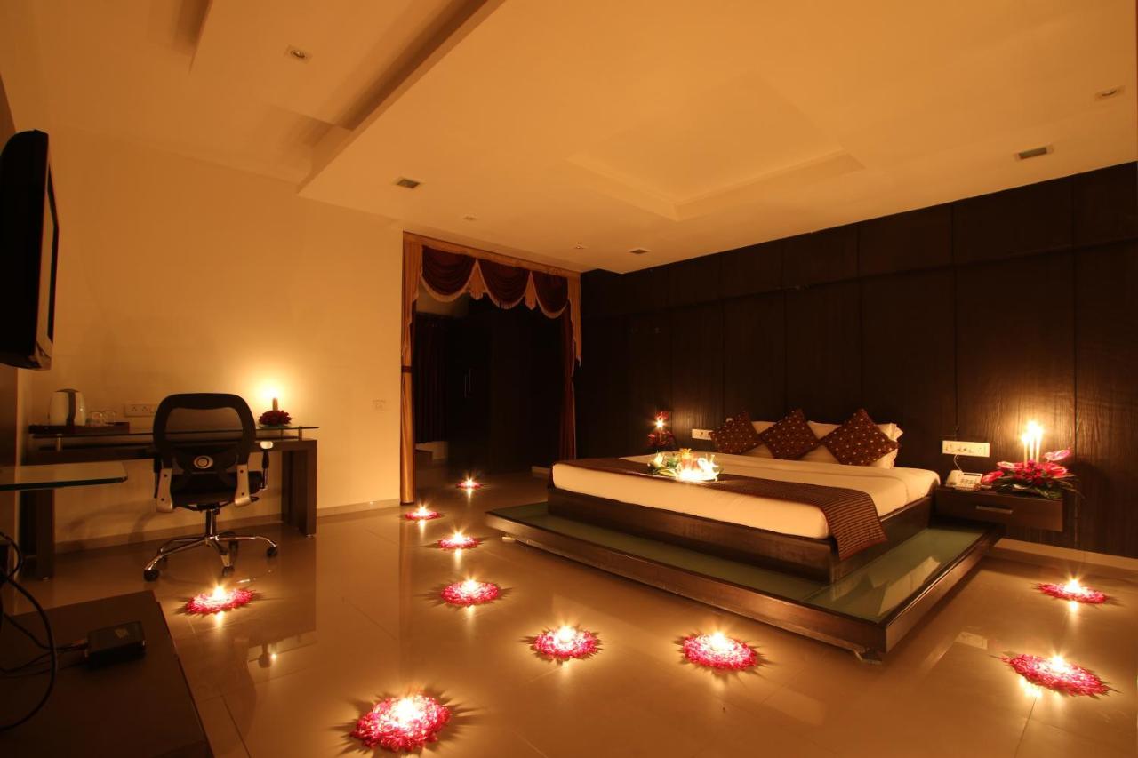 Prakruti Resort Vadodara Ngoại thất bức ảnh